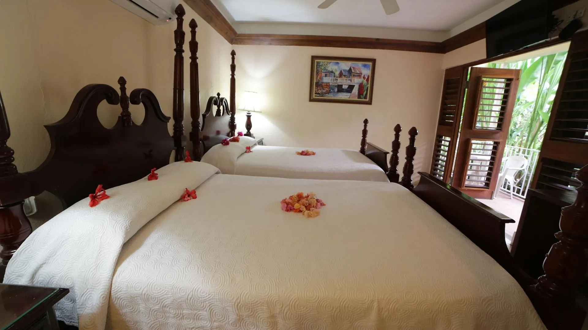 Negril Palms Hotel
