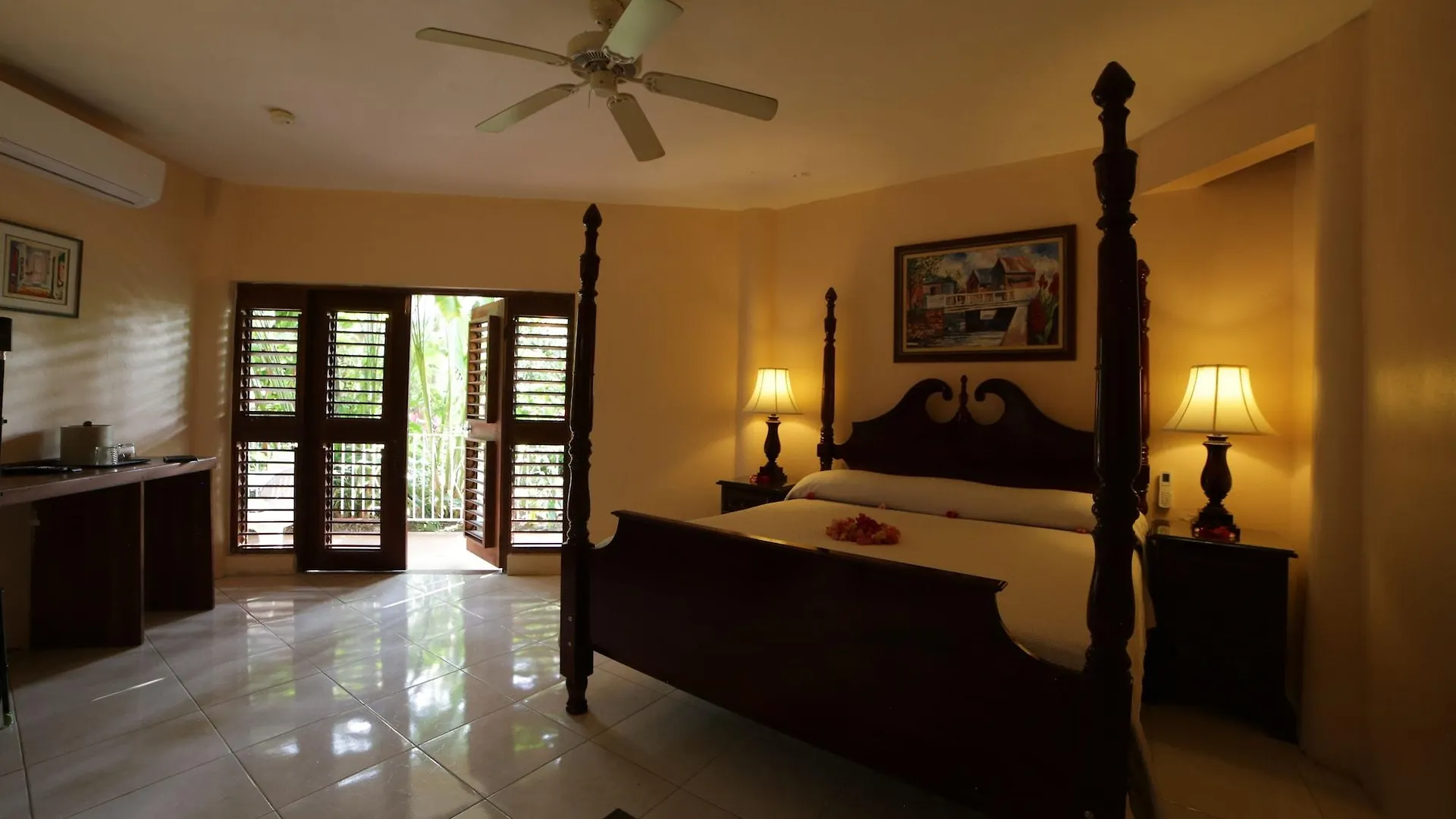 ***  Negril Palms Hotel Jamaica